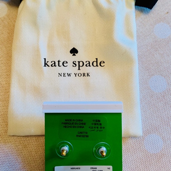 KATE SPADE ♠️ Earrings - Picture 3 of 3